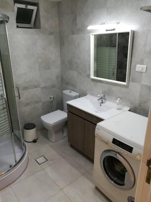 'C' Dazzling Modern 2 Bdrm Apt In Khalda Free Wifi عمان المظهر الخارجي الصورة